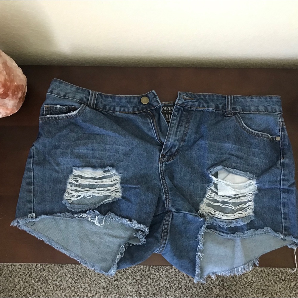 Forever 21 size 14 shorts